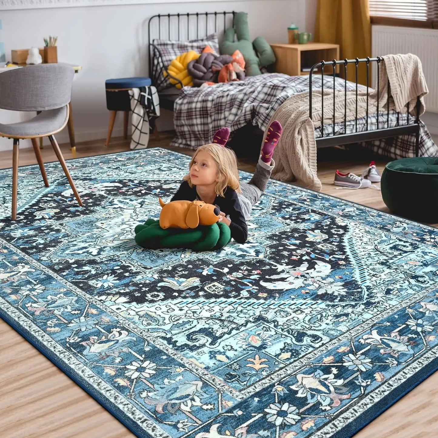 Faux Cashmere Vintage Floral  Soft Accent Area Rug, Low Pile for Living Room Bedroom