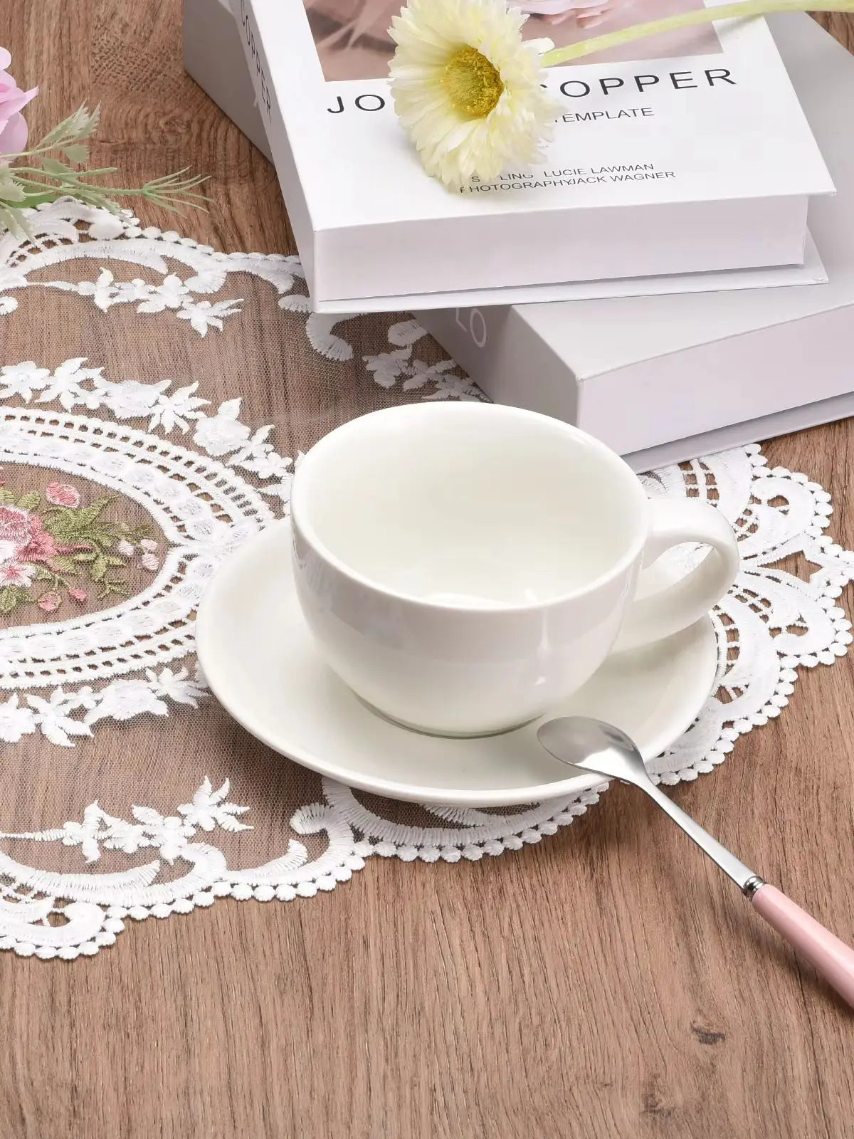 2Pcs Retro French Crochet Doilies