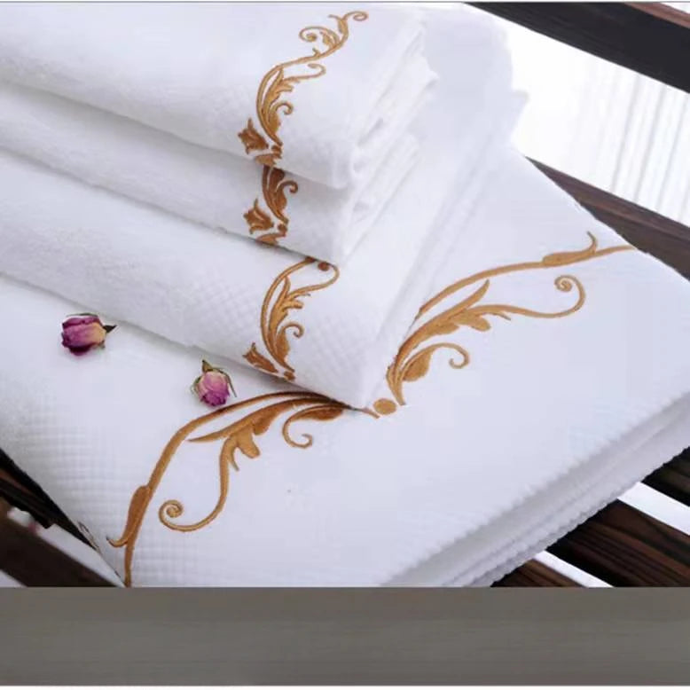 High Quality Cotton Platinum Women/Men Thick Face/ Bathroom Towel Soft Comfortable for Adult Beach Towel