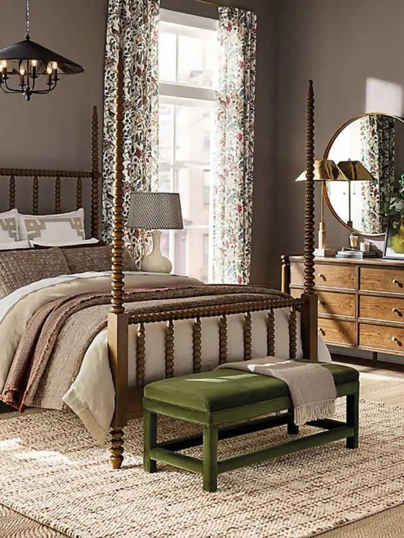 Hand-Woven Natural Wool Area Rug 2' x 3'