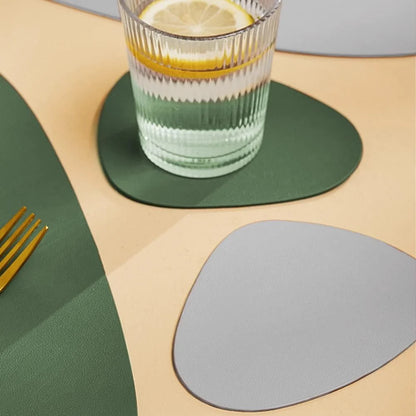 Irregular Shape PU Leather Placemats Set Oil-Proof Waterproof Dual-Sided Place Mats for Kitchen Bistro Tables Bars Coffee Shops