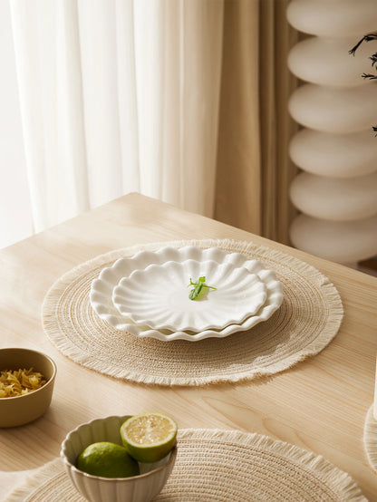 Hot Round Braided Placemats Set of 4 Washable PP Heat Resistant 38cm Table Place Mat for Kitchen Xmas Dining Table Party Decor