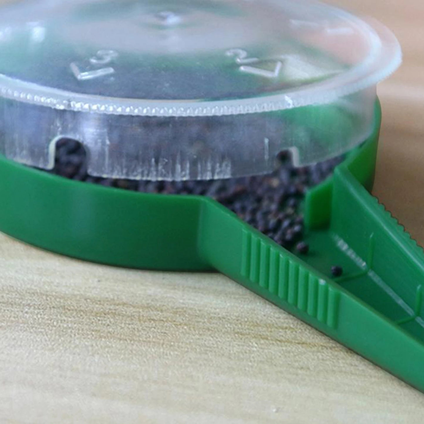 Seed Dispenser Hand Dial Seed Spreaders with Adjustable Hole Plastic Multi-function Portable Blackish Green for Gardening Sowing