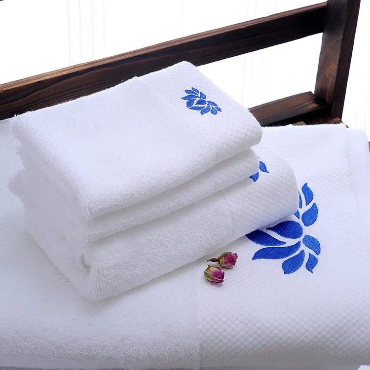 High Quality Cotton Platinum Women/Men Thick Face/ Bathroom Towel Soft Comfortable for Adult Beach Towel
