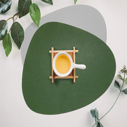 Irregular Shape PU Leather Placemats Set Oil-Proof Waterproof Dual-Sided Place Mats for Kitchen Bistro Tables Bars Coffee Shops